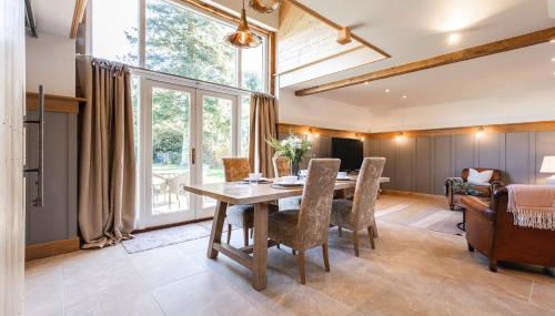 Luxury barn Retreat - sleeps 2-4, quiet location with parking - Foto 5