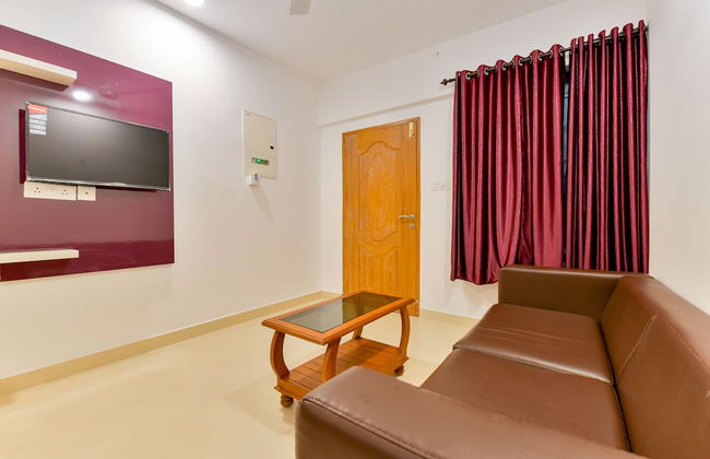 OYO 16140 Home Exotic 1BHK Kakkanad - Foto 14