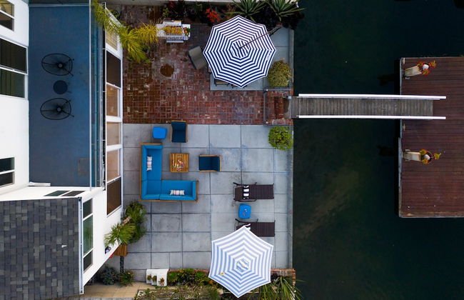 Bay Breeze by Avantstay Bayfront Home w/ Fire Pit & Private Dock in Balboa Peninsula - Foto 34