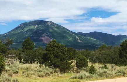 Canyon View Family Cabin, Deck, TV Room, Games, BBQ, Campfire - Foto 18