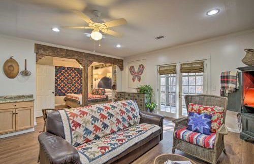 Cozy and Quiet Studio with Porch, Near Scenic Railway! - Foto 7