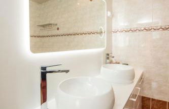 Suites Mana - Le Manaloft, Chic et moderne avec salle privée de Fitness en plein centre-ville de Rethel - Foto 38