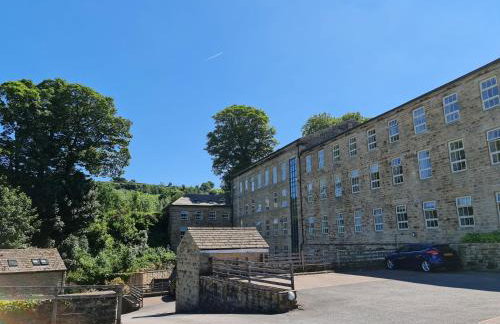 2 Bed Woodland Retreat - Garden & Free Parking - Photo 9