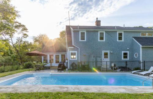 Pool and Screened Deck! Home 2 Mi to Mashpee Commons - Foto 2
