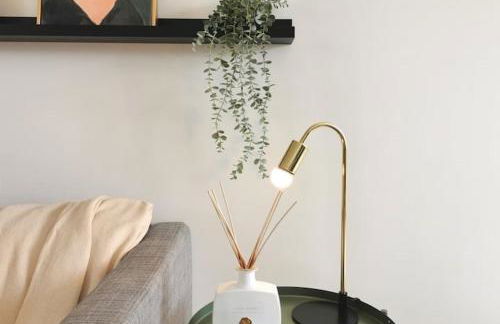 CHIC 2CHAMBRES,70m²+balcon+parking+WIFI - Photo 17