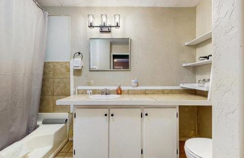 Hungry Horse Hideout - Upper Level - Foto 23