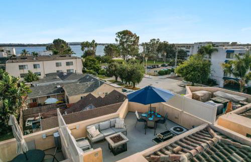 Bay View Dream - Steps to Bay, Rooftop Patio & AC - Foto 68