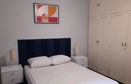 Apartamento Frente Praia Embaré - Varanda Aconchegante - Pet Friendly - Foto 17