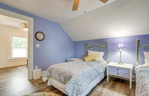 Lavish House with Patio - 2 Blocks to Green Lake! - Foto 19