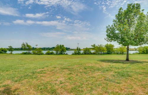 Fenced Yard and Patio Family Home in Round Rock - Foto 52