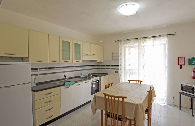 Maltarent Sunshine Apartments - Photo 7