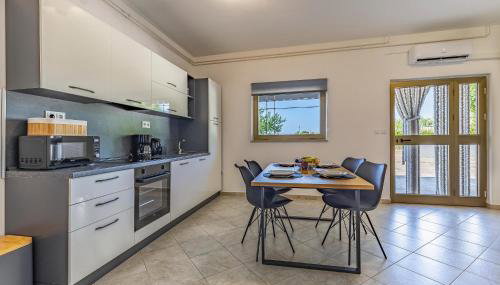 Lovely Apartment In Peruski - Foto 3