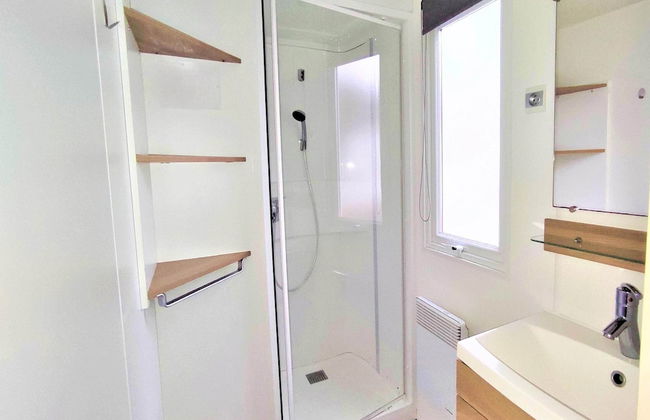 Appealing Mobile Home in Saint Jean de Monts - Foto 19