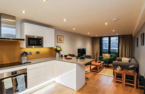 Premier, Transit & Lady Hilda Engine Shed - Photo 10