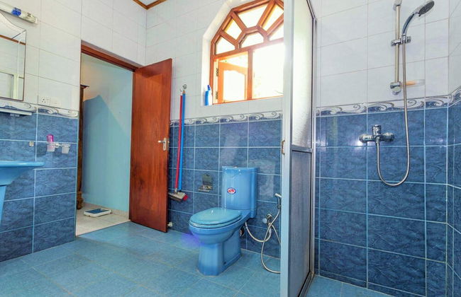 Swiss Villa Moragalla Beach - Photo 13