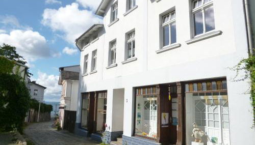 Homelig Altstadt Ferienwohnungen Sassnitz Fewo 4 - Foto 2