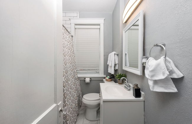 Central Garden Getaways Corp Rentals by NamaStay - Photo 37