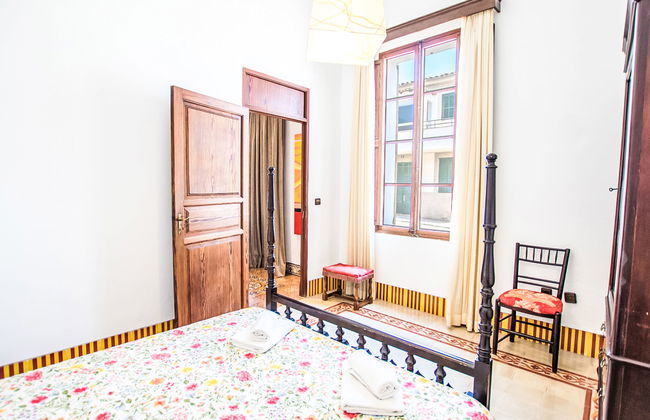 5 bedroom House in Maria de la Salut with private pool and garden - Photo 12