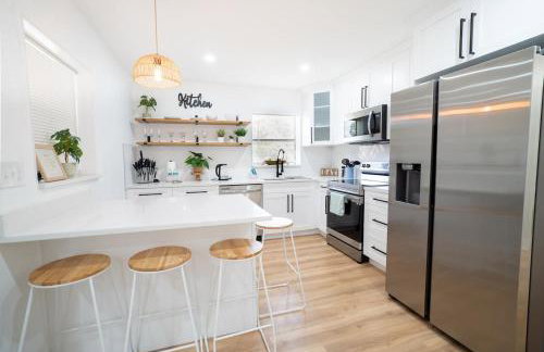 Tranquil and Sunny 4BR Getaway Home - Foto 12