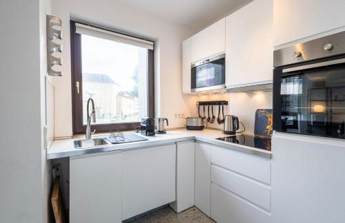 Rob's Suite - Zentrale Design-Suite am Opernplatz, 2 Zimmer, 2 Bäder und Top-Ausstattung - Foto 48