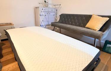 Luxury Two Bed Deluxe Maisonette - Photo 37