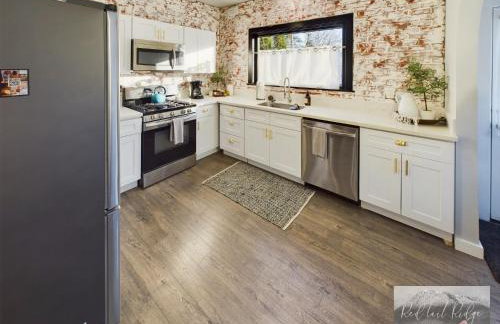 AC! Family Space-Retro Home in Historic Albany - Foto 68