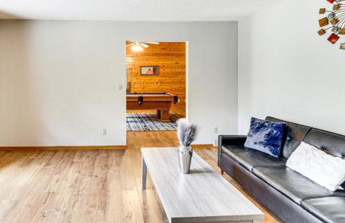 Hot Tub and 2 Recreation Rooms Spacious Onamia Home - Foto 8