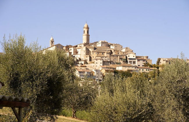 Charming 2-bed Apartment in Petritoli - Photo 12