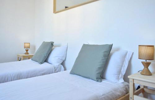 By the Hills Apartment - Foto 16