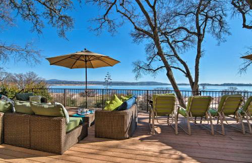 Casa dAmore Extravagant Lakefront Villa! - Foto 1