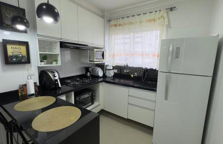 Santos - Gonzaga - Apartamento completo 1 quadra da praia - Foto 4