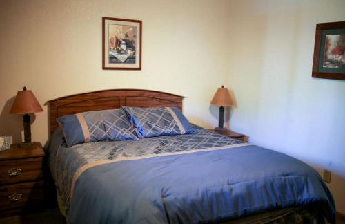 Family-Friendly Cabin Rental on a Private Lake near Wisconsin Dells - Photo 6