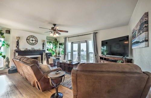 Walk to Ventura Beach Comfy Home with Ocean Views - Foto 5