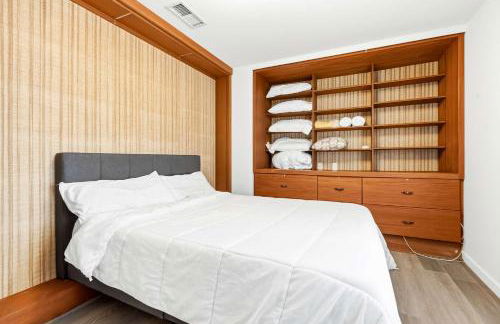 Luxury La Jolla Villa Ocean Views & Private Pool - Photo 37