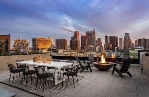 Chic Studio, Walk to Downtown With Skyline Views - Foto 29