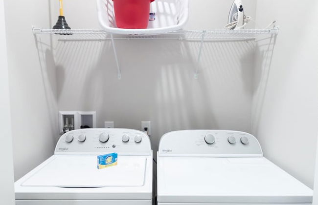 New 4 BR 4 BA Villa Ground Zero to Theme Parks - Foto 31