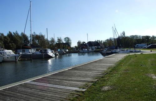 Ferienhaus am Bodden 50m vom Saaler Bodden entfernt - Foto 8