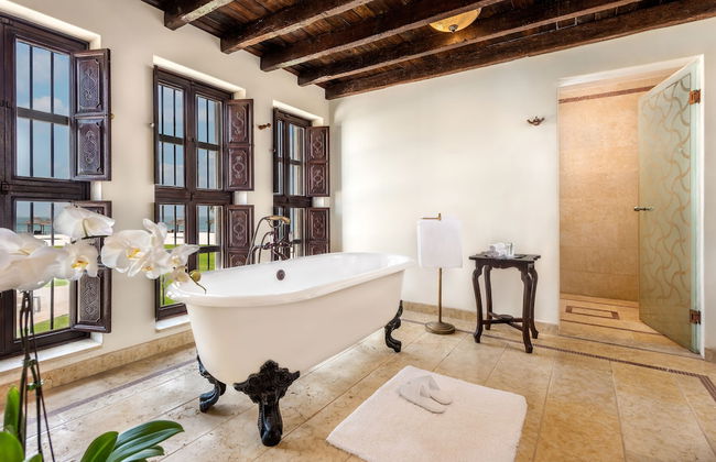 Al Maya Island & Resort - Photo 10