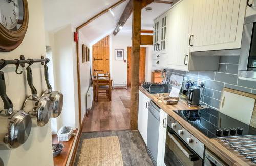 The Old Mill Holiday Cottages, Nr Mold - Foto 22