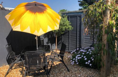 The Bolthole - Photo 30