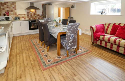 Plas Eithin - Photo 7