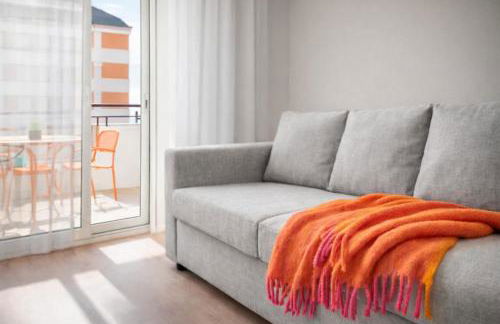 Beachfront apartment with sea views - Foto 4