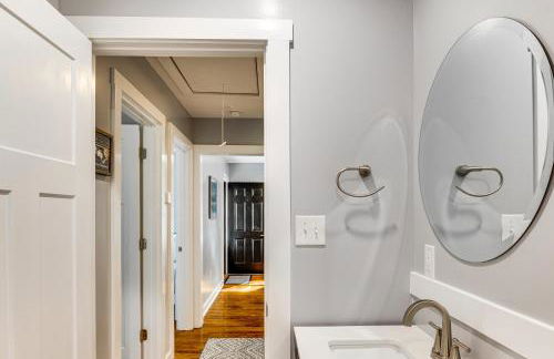 3 Mi to Camp Lejeune Home with Fire Pit and Grill! - Foto 18