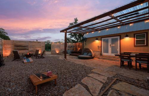 Romantic Tiny Luxury Retreat w heated pool, sauna n outdoor shower in Wimberley 10 acres - Foto 47