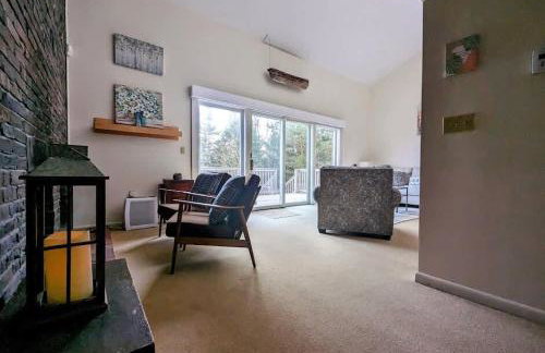 Oceanfront Crackling Cove Cottage Family firer pit slleeps 6 - Foto 9
