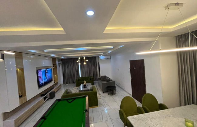 Lovely 3-bed With a Pool Next to Four Point - Foto 8