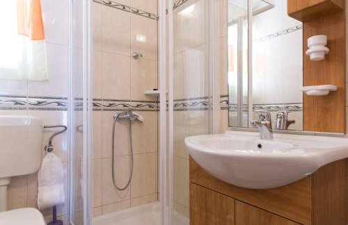 Apartment Starigrad-4 by Interhome - Foto 16