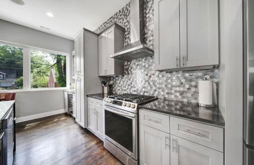 City Views - Walking Distance to Panthers Stadium - Photo 34