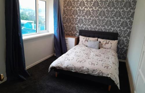 Amazing 3 Bedroom Entire House - Foto 10