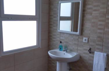 Sweet Dreams near Beaches - Photo 13